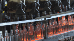 配料、熔化、成型、质检、包装各环节无缝衔接