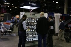 <b>以及机场接送、展期用车等当地地接支持</b>