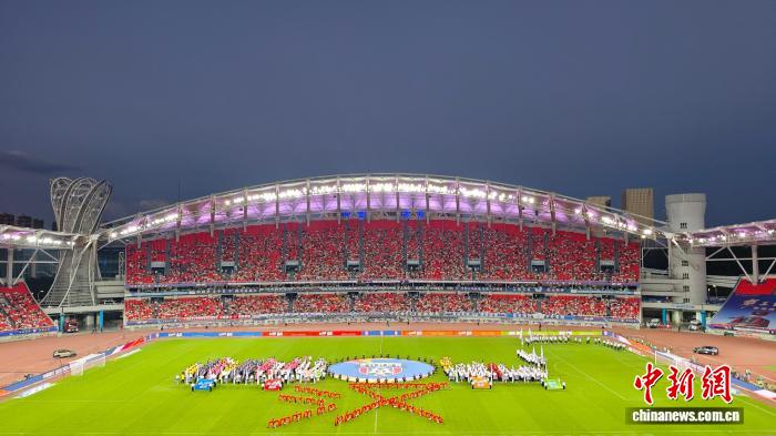 武汉城市足球超级联赛揭幕战江夏队21逆转经开区