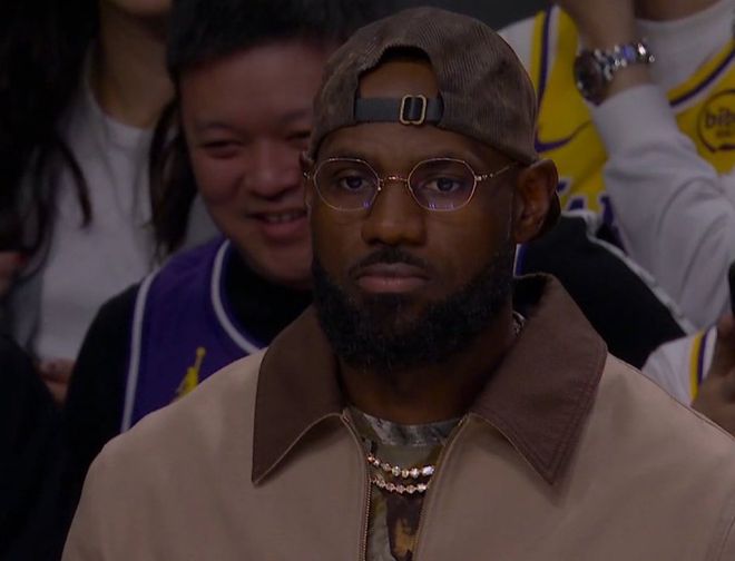 湖人主场大胜森林狼 詹姆斯缺阵仍显阵容深度