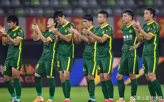 国安四名重伤悍将首次现身训练基地 期待复出助